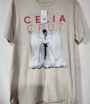Queen of Salsa Celia Cruz men's small shirt